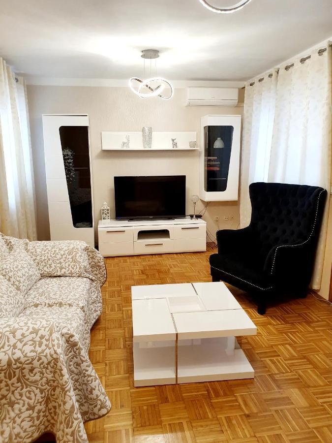Apartment Zen Pula Extérieur photo